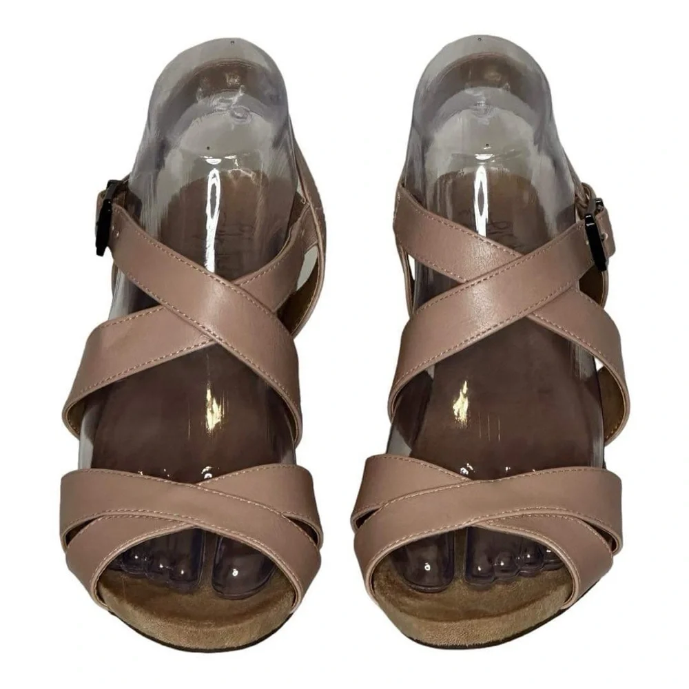 LifeStride Women’s Harbor Faux Leather Strappy Wedge Sandals - Picture 2 of 7